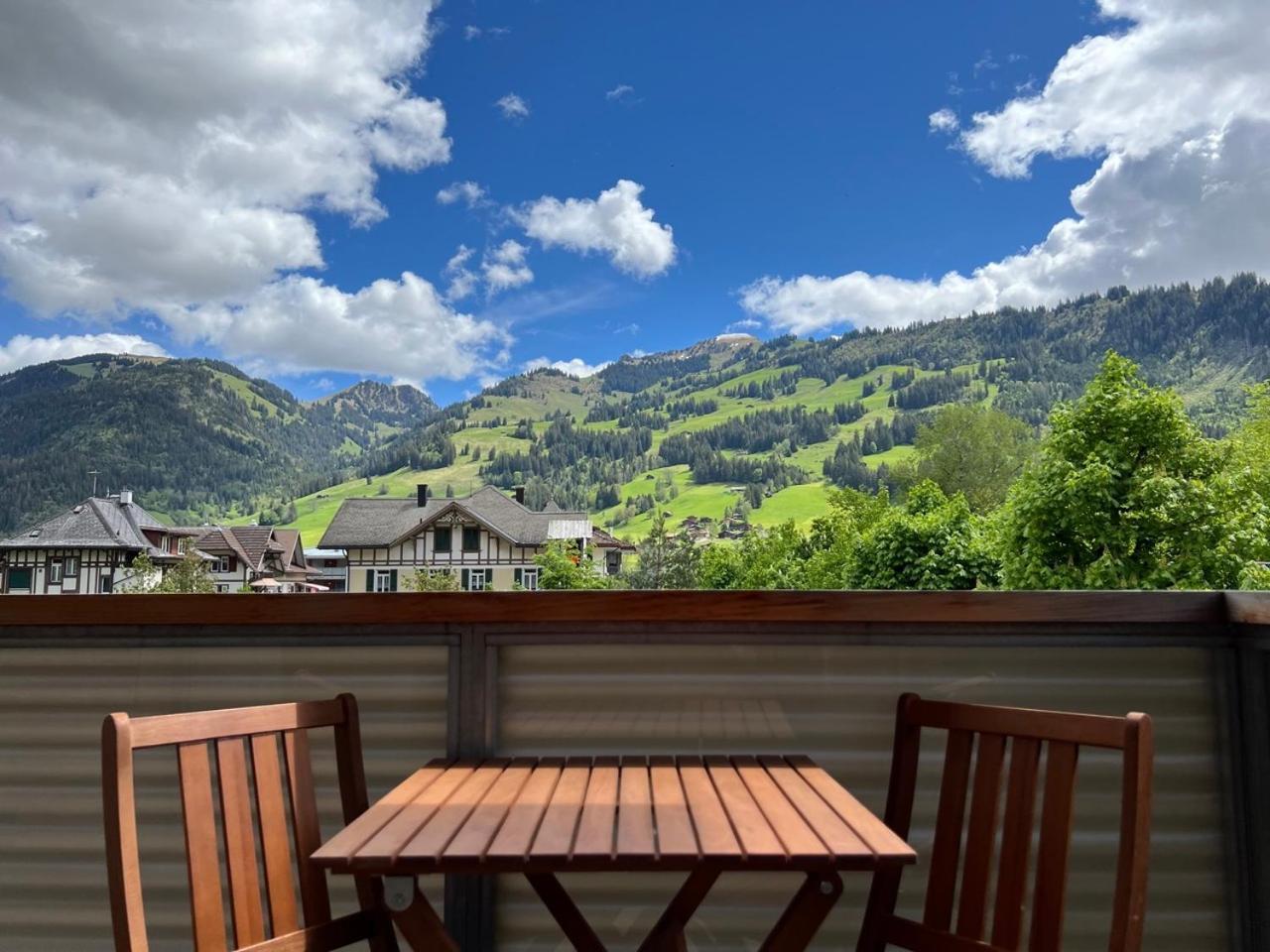 Gorgeous In The Heart Of Apartment Zweisimmen
