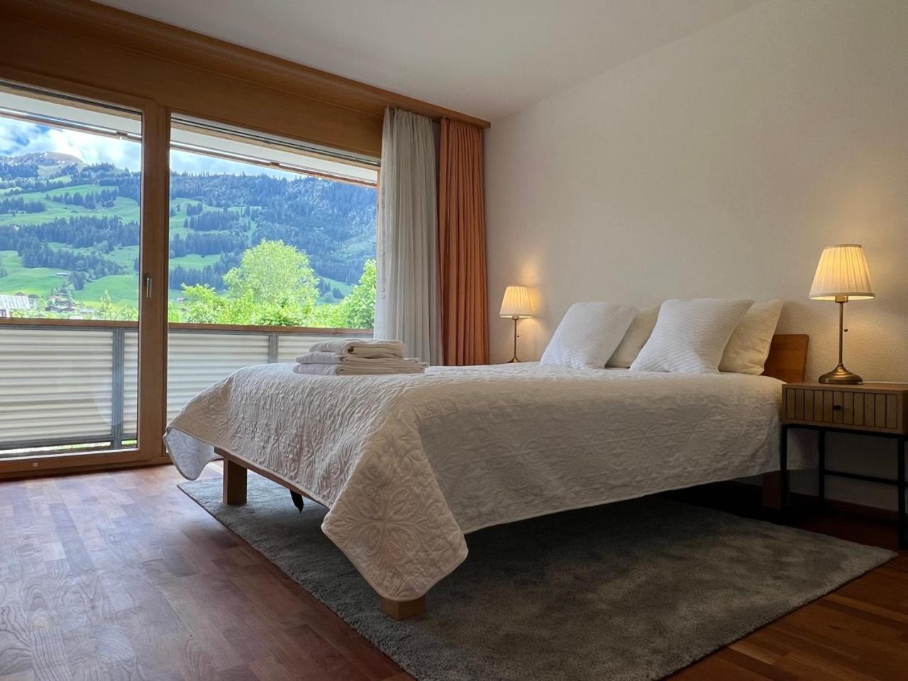 Apartment Gorgeous In The Heart Of